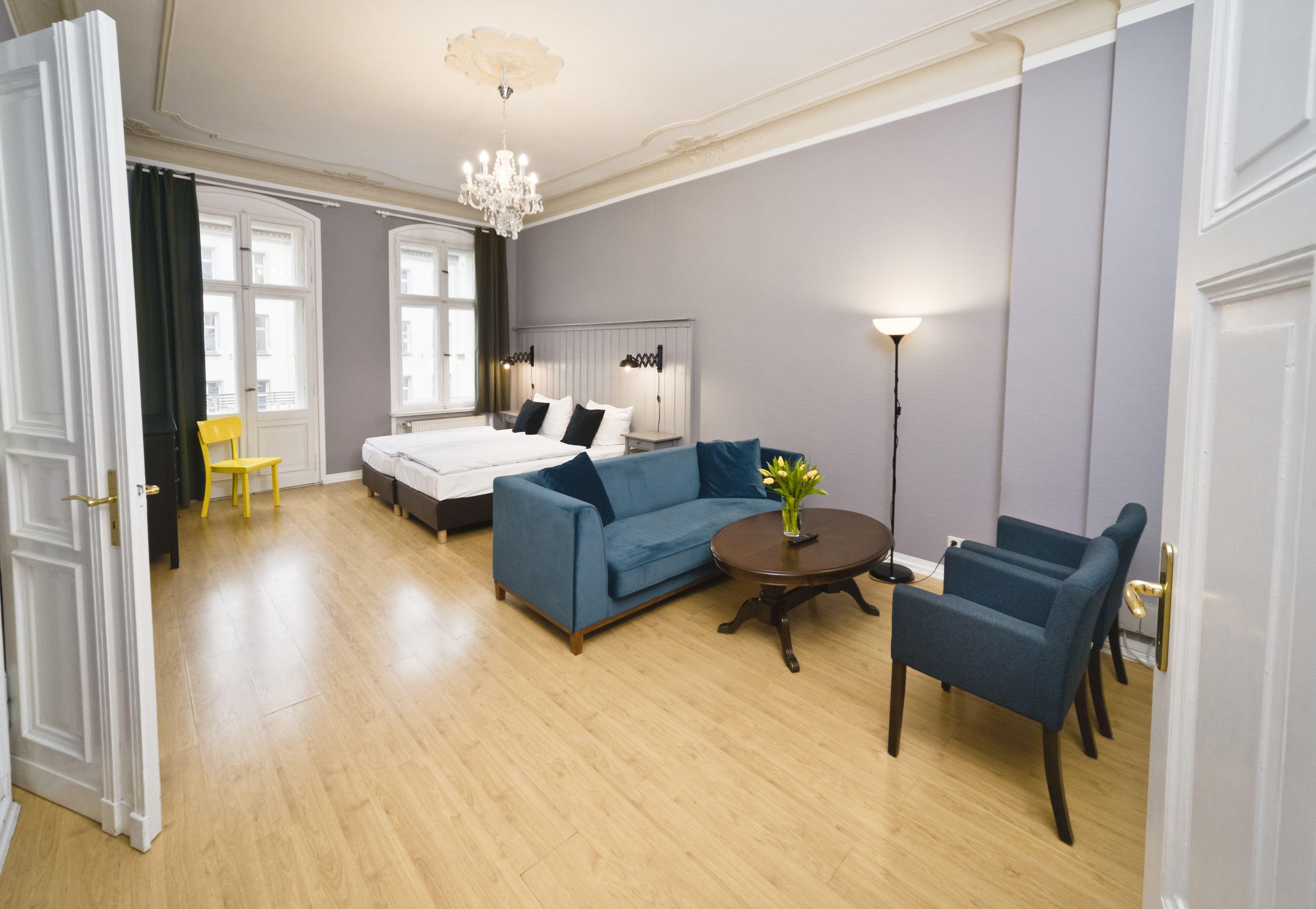 Old Town Apartments — Photos 1